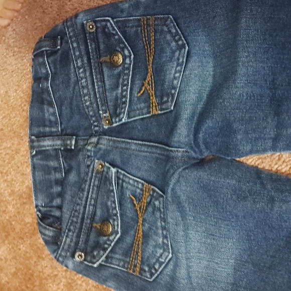 Boys Lot Of 2 Jeans Size 3T. - Picture 5 of 8